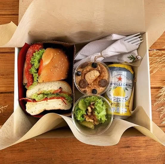Trekking box lunch in Puerto Natales for a Torres del Paine hike